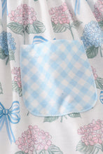 Load image into Gallery viewer, Blue hydrangea bow print ruffle bloomer set
