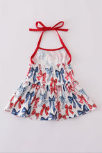 Load image into Gallery viewer, Bow print mom&amp;me top
