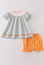 Load image into Gallery viewer, Premium Green pumpkin embroidery girl set

