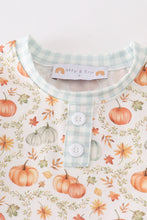 Load image into Gallery viewer, Green pumpkin print girl ruffle shorts set
