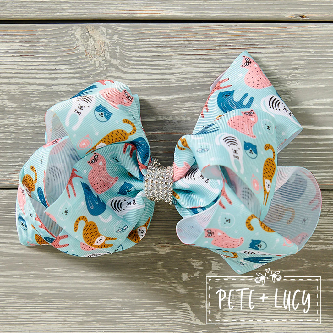Playful Cats Bow
